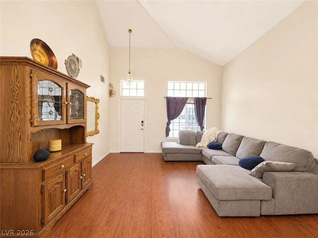 2217 Avery, Las Vegas, NV 89108