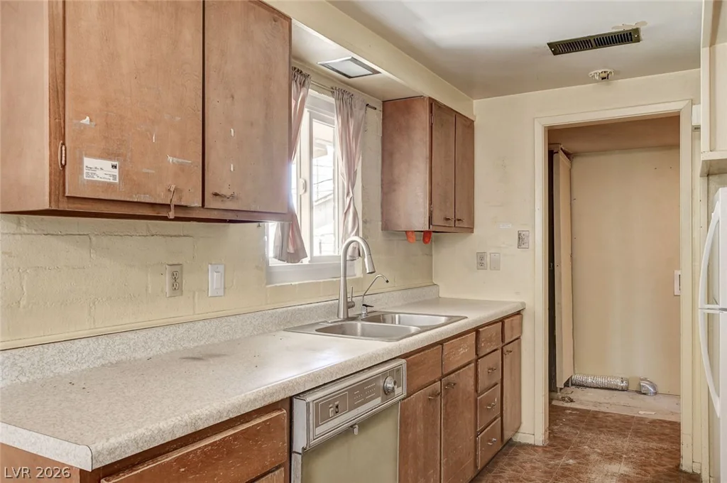 1209 Fay, Las Vegas, NV 89108