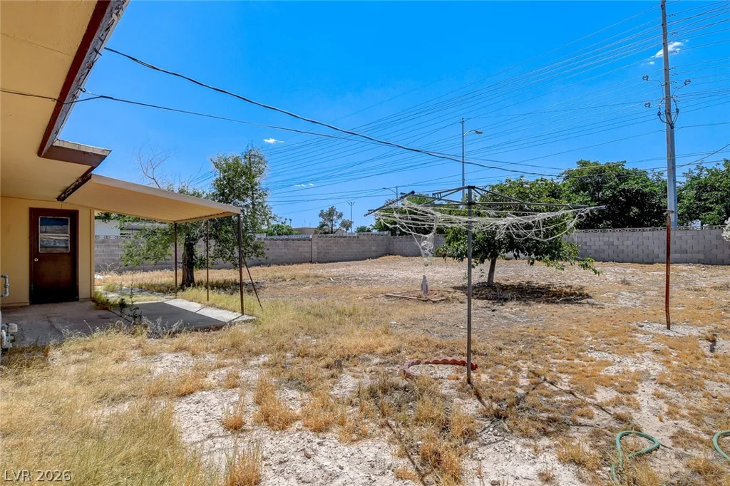 1209 Fay, Las Vegas, NV 89108
