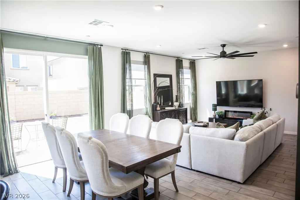 873 Benning, Henderson, NV 89011