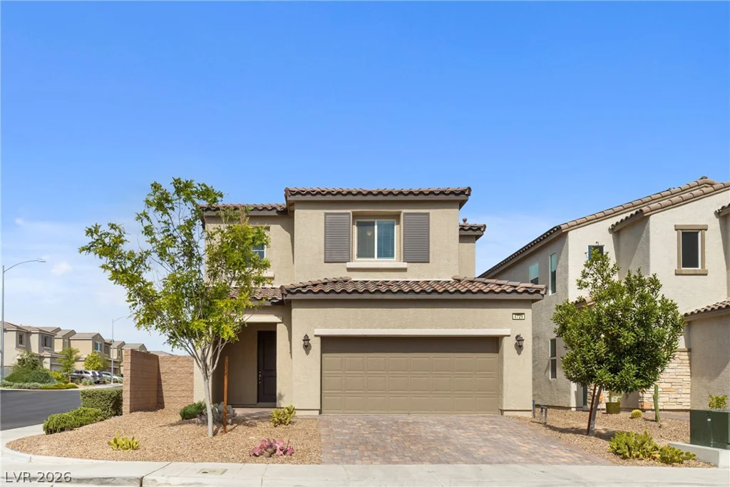4729 Challenger, North Las Vegas, NV 89031