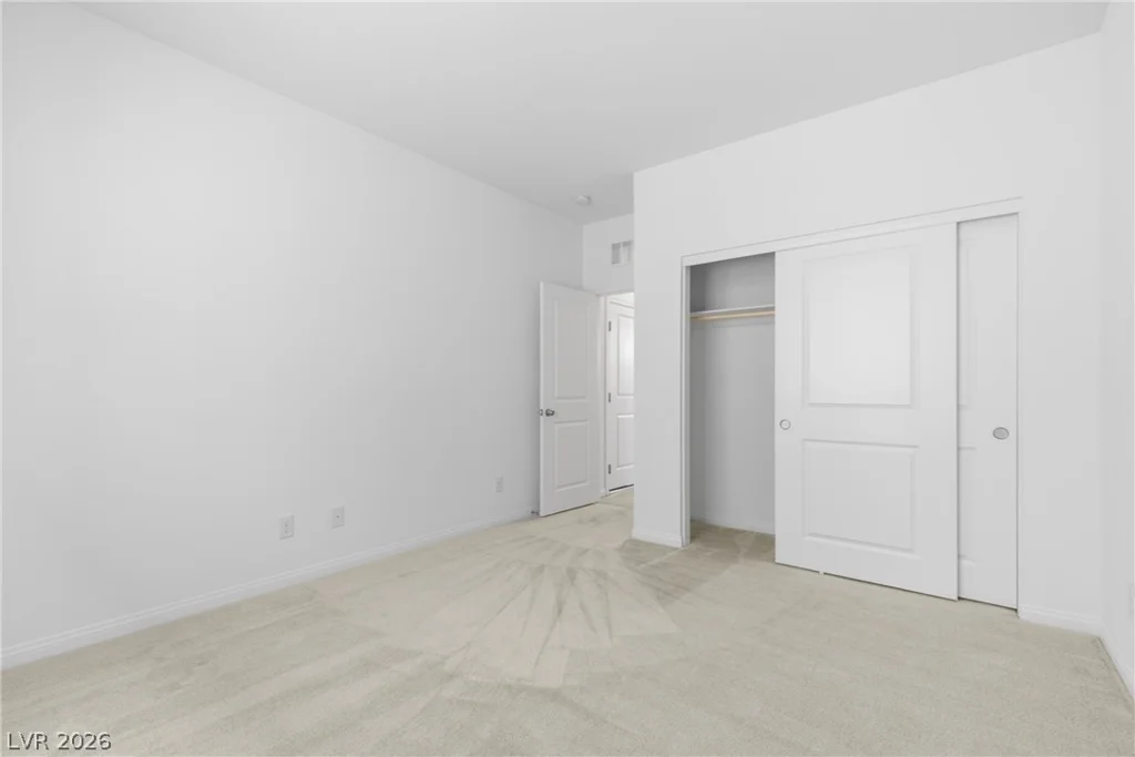 4729 Challenger, North Las Vegas, NV 89031
