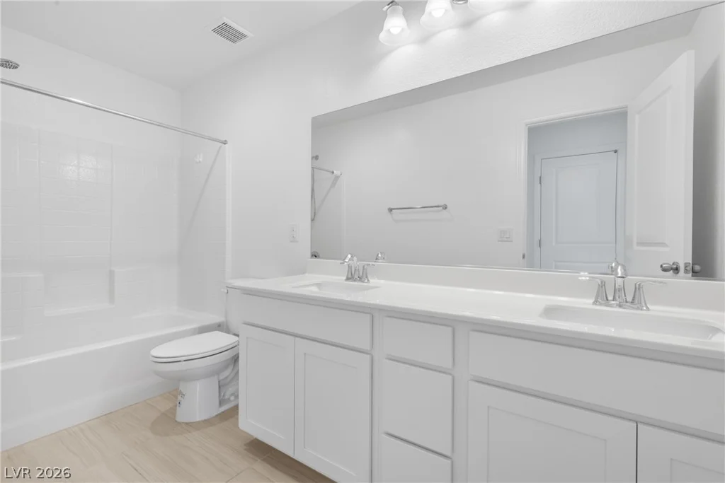 4729 Challenger, North Las Vegas, NV 89031