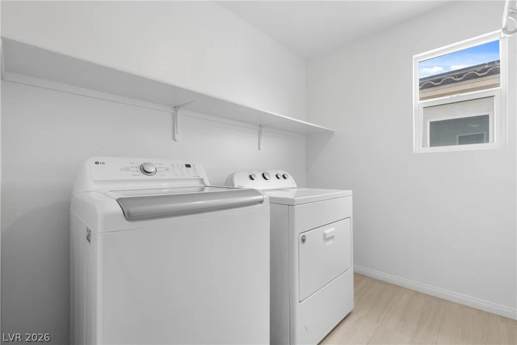4729 Challenger, North Las Vegas, NV 89031