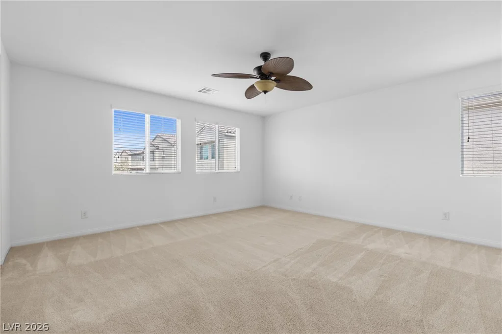 4729 Challenger, North Las Vegas, NV 89031