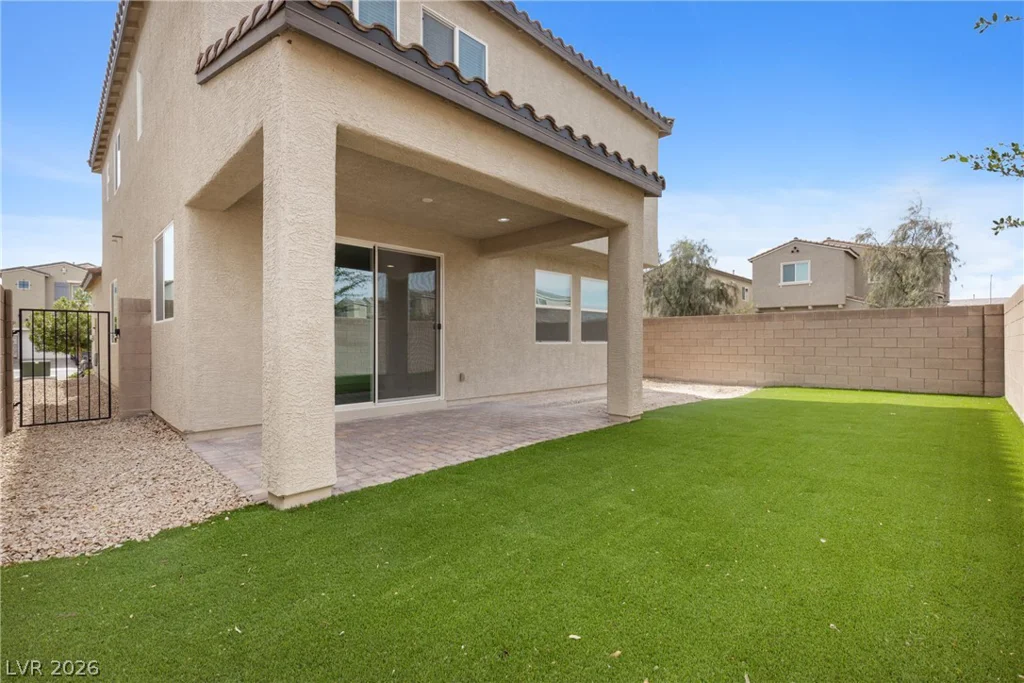 4729 Challenger, North Las Vegas, NV 89031
