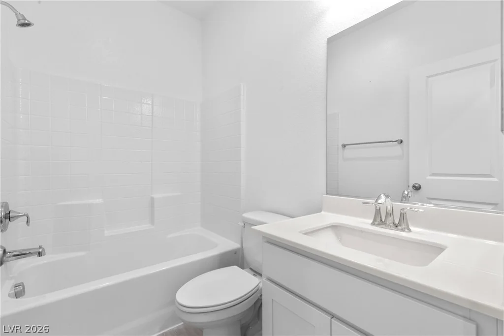 4729 Challenger, North Las Vegas, NV 89031