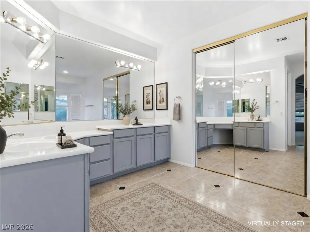 10897 Osceola Mills, Las Vegas, NV 89141