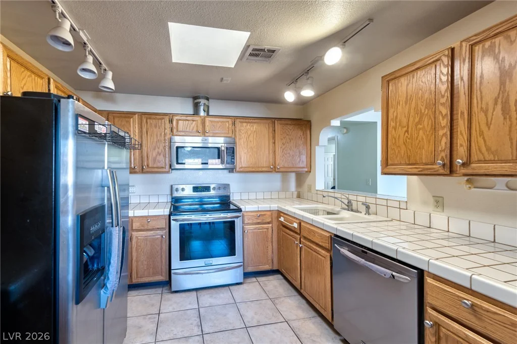 1751 Reno, Las Vegas, NV 89119
