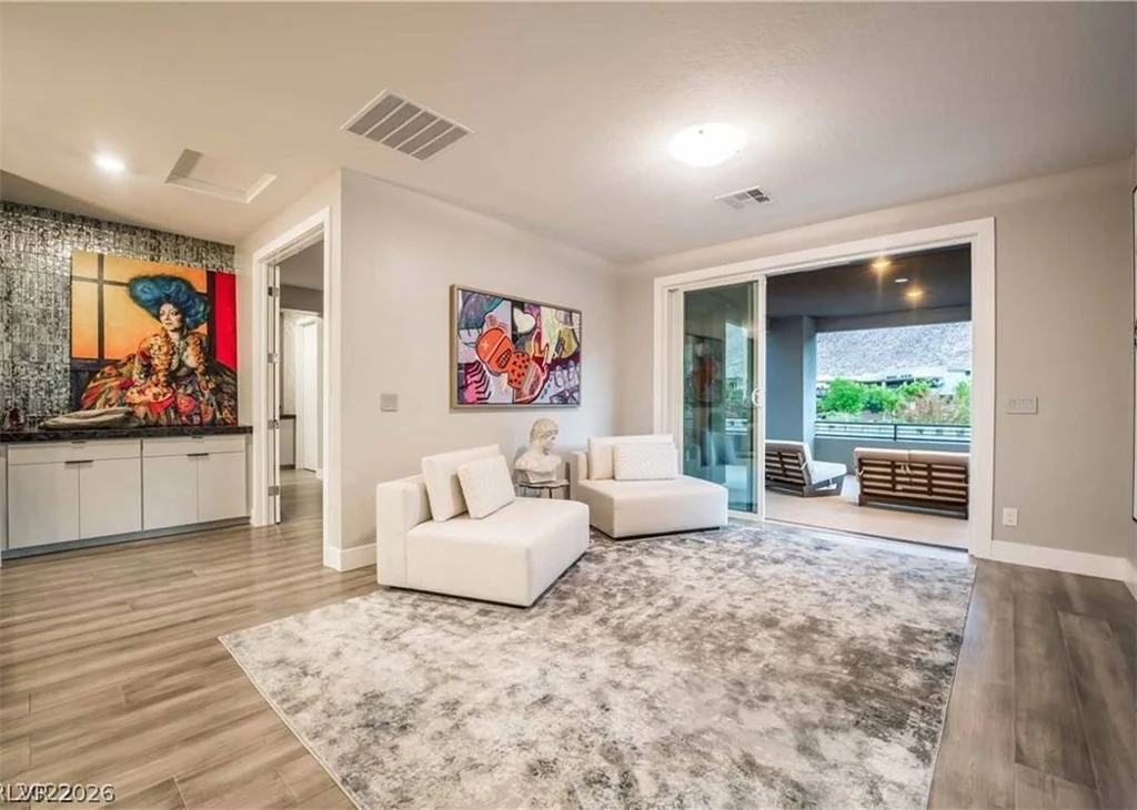 10337 Green Ember, Las Vegas, NV 89135