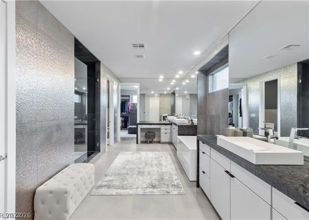 10337 Green Ember, Las Vegas, NV 89135