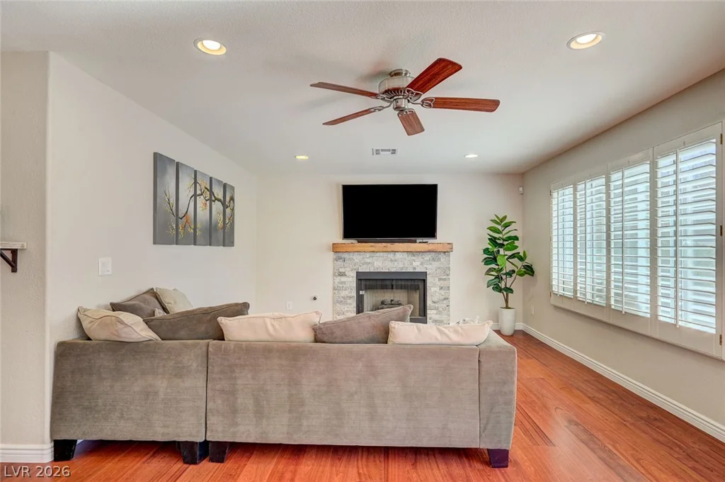 3100 Stern, Las Vegas, NV 89117