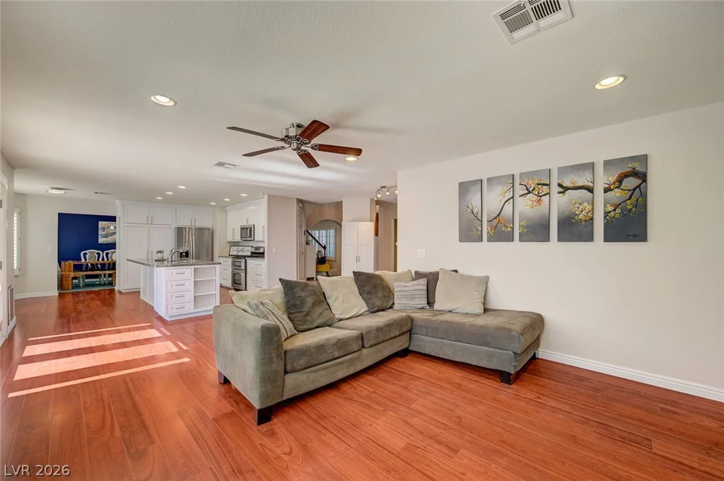 3100 Stern, Las Vegas, NV 89117