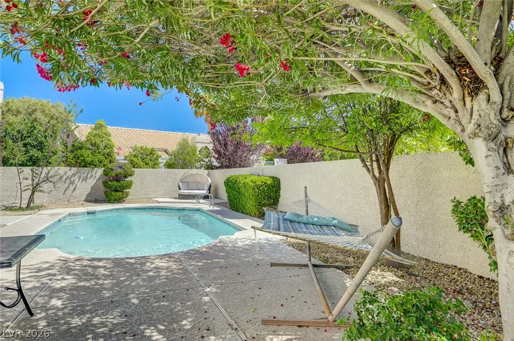 3100 Stern, Las Vegas, NV 89117