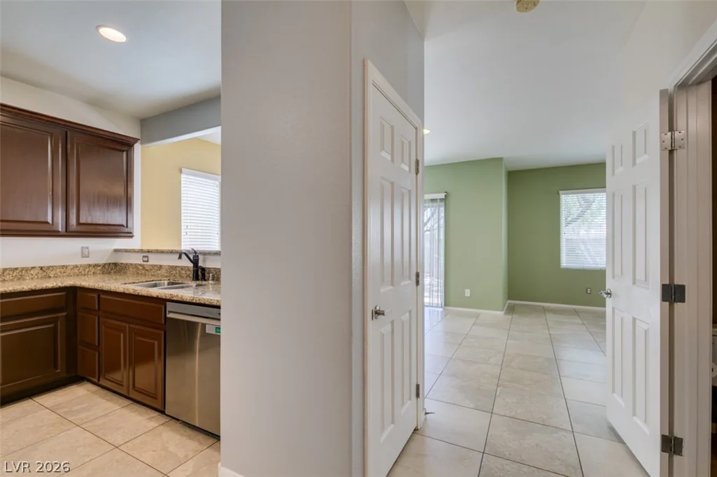 11041 Magenta Crest, Henderson, NV 89052