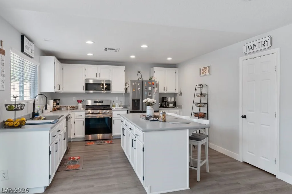 6924 Ghost Ranch, Las Vegas, NV 89179