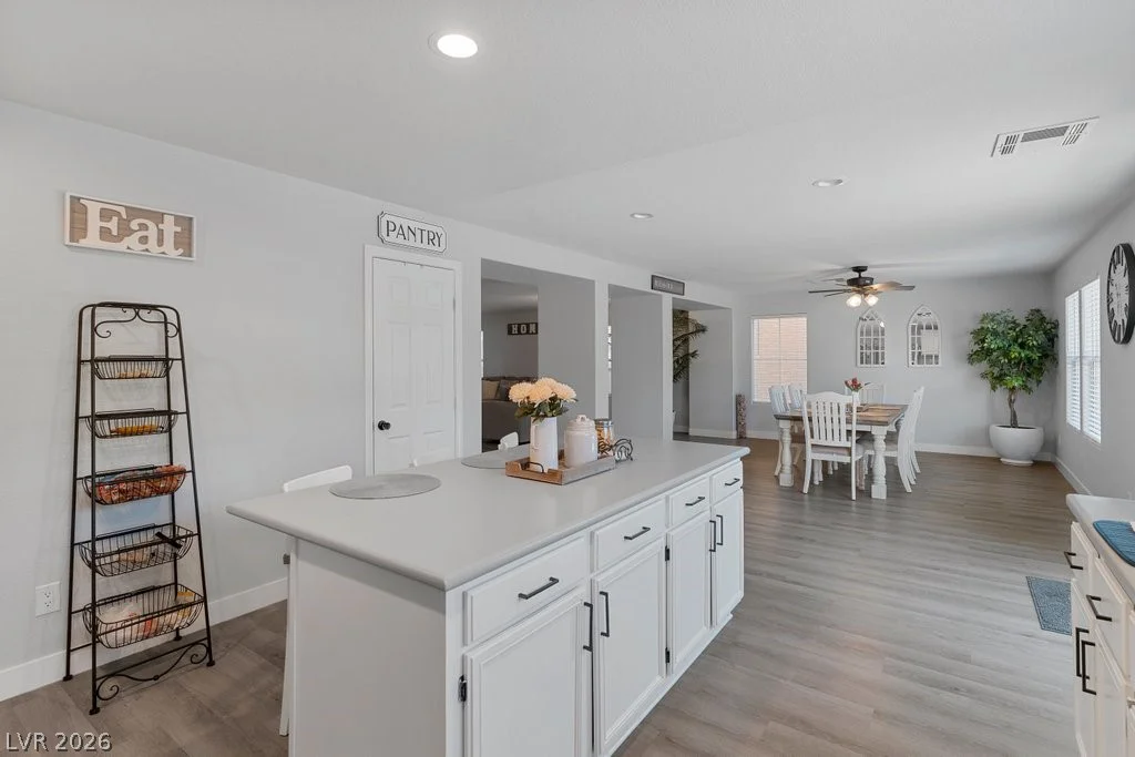 6924 Ghost Ranch, Las Vegas, NV 89179
