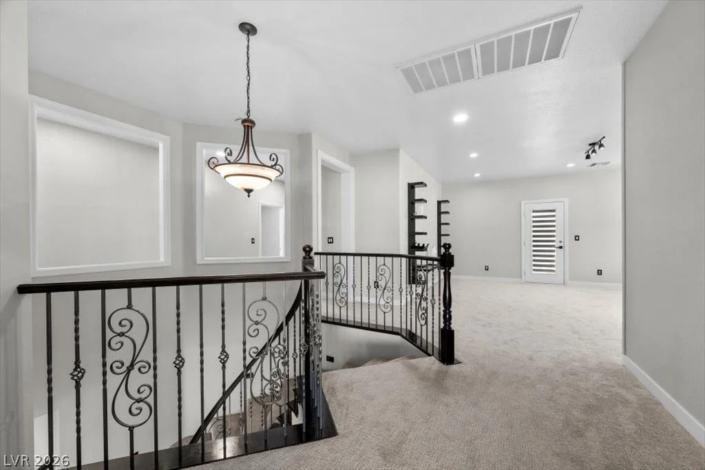 4104 Cathedral Falls, North Las Vegas, NV 89085