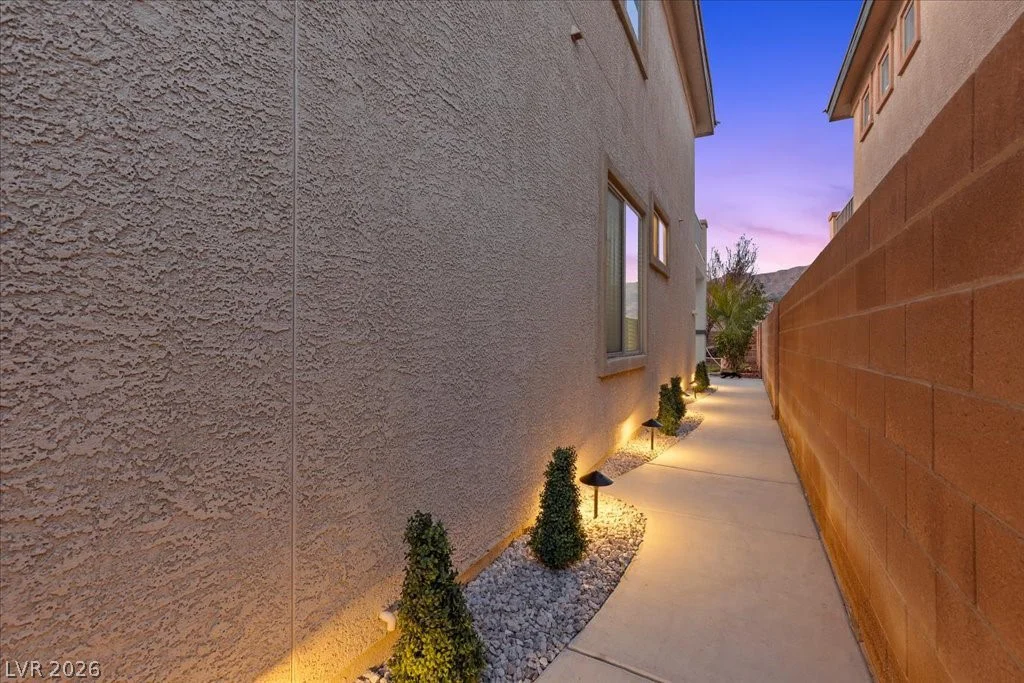 4104 Cathedral Falls, North Las Vegas, NV 89085