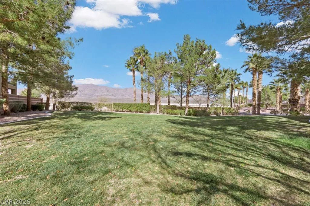 4104 Cathedral Falls, North Las Vegas, NV 89085