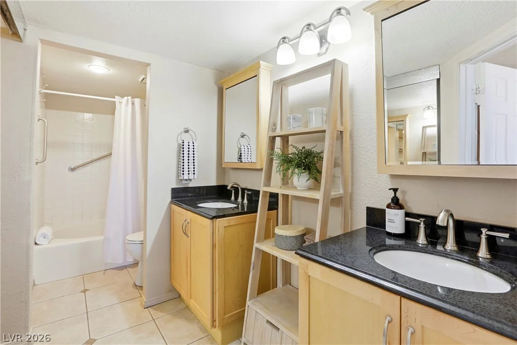 2728 Ferrin, Las Vegas, NV 89117
