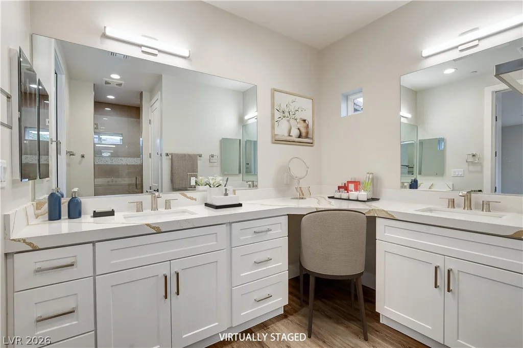 6511 Adrian Ridge, Las Vegas, NV 89149