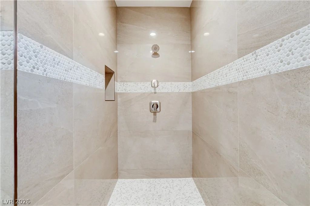 6511 Adrian Ridge, Las Vegas, NV 89149