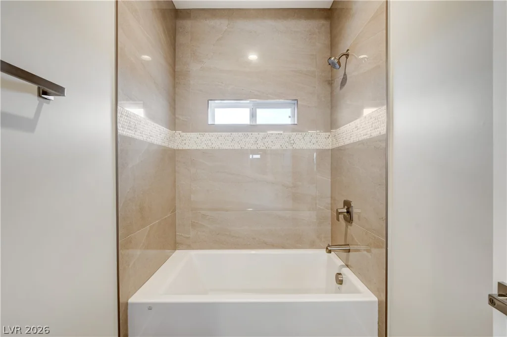 6511 Adrian Ridge, Las Vegas, NV 89149
