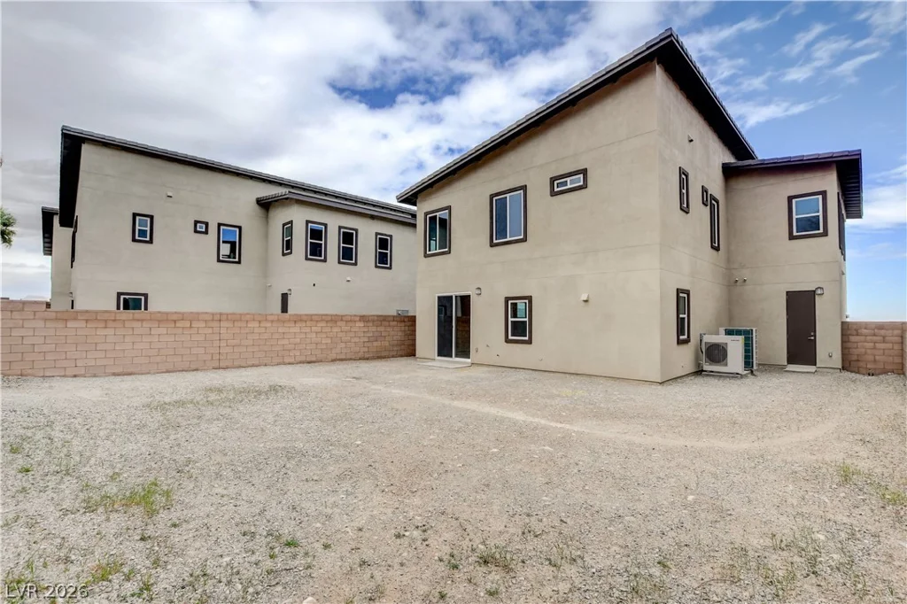 6511 Adrian Ridge, Las Vegas, NV 89149