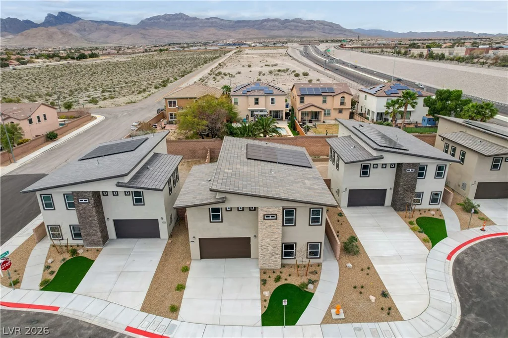 6511 Adrian Ridge, Las Vegas, NV 89149
