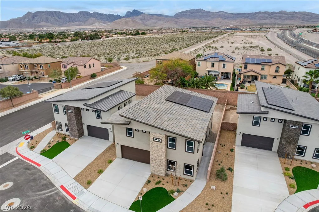 6511 Adrian Ridge, Las Vegas, NV 89149