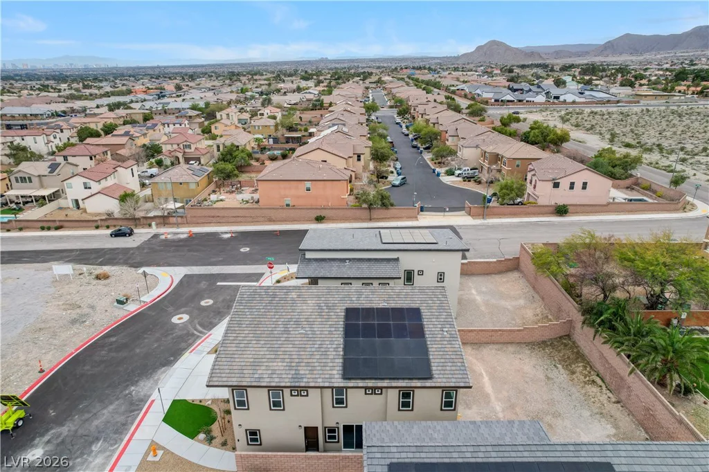 6511 Adrian Ridge, Las Vegas, NV 89149
