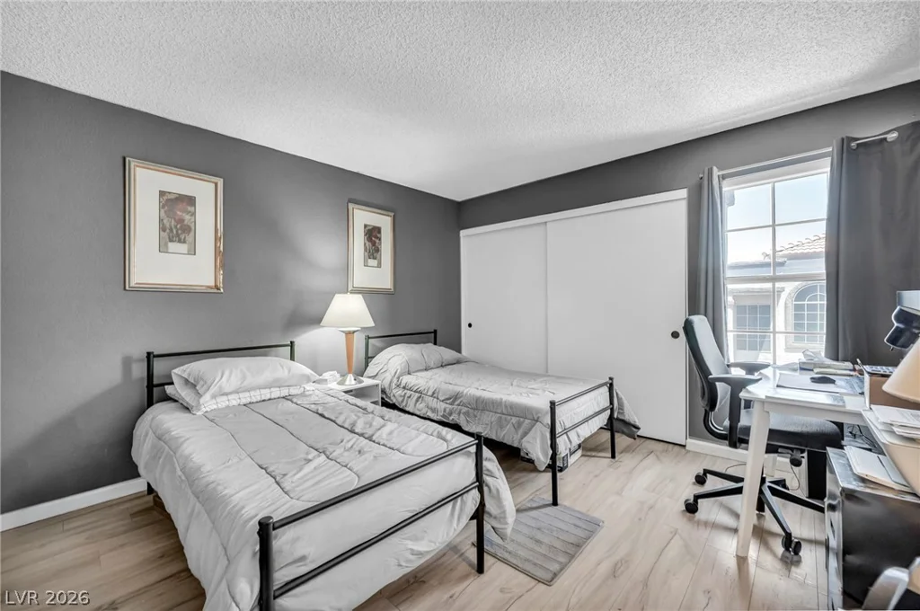 3150 Soft Breezes, Las Vegas, NV 89128