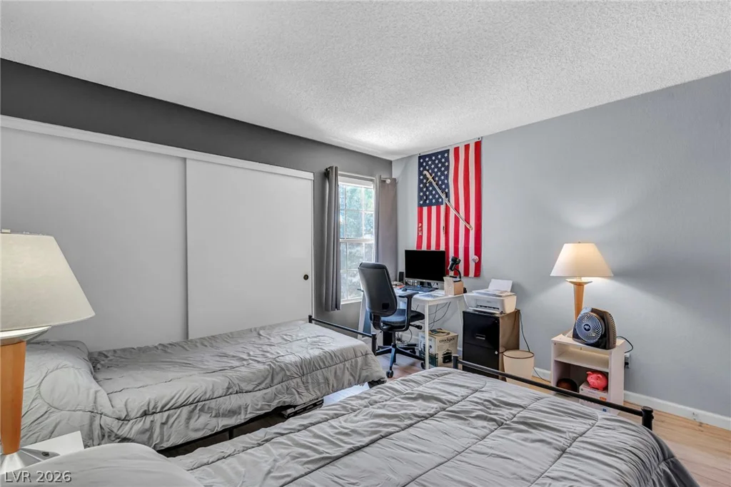 3150 Soft Breezes, Las Vegas, NV 89128