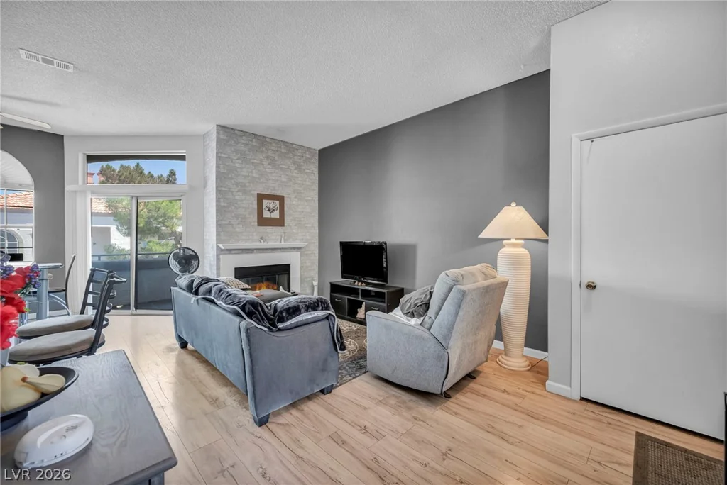 3150 Soft Breezes, Las Vegas, NV 89128