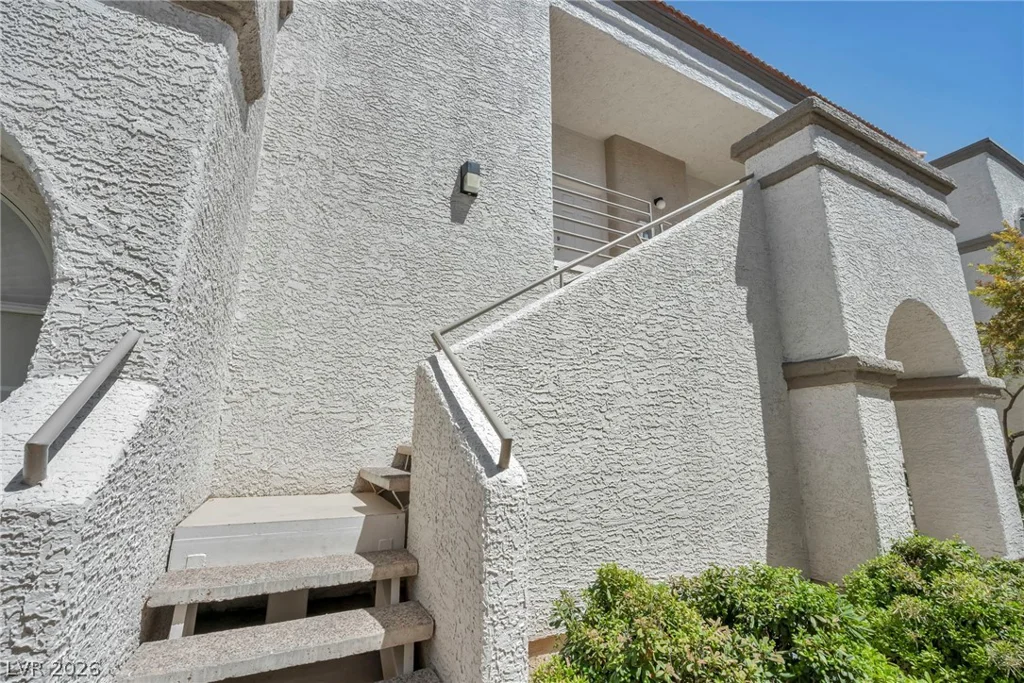 3150 Soft Breezes, Las Vegas, NV 89128