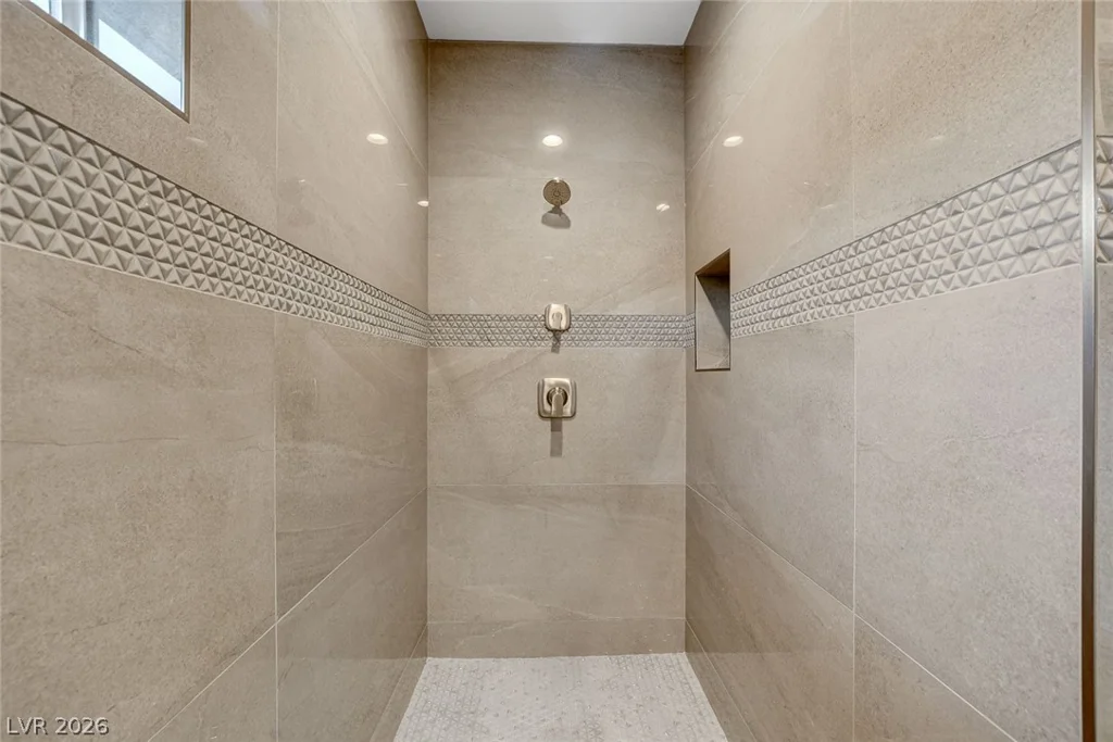 6503 Adrian Ridge, Las Vegas, NV 89149