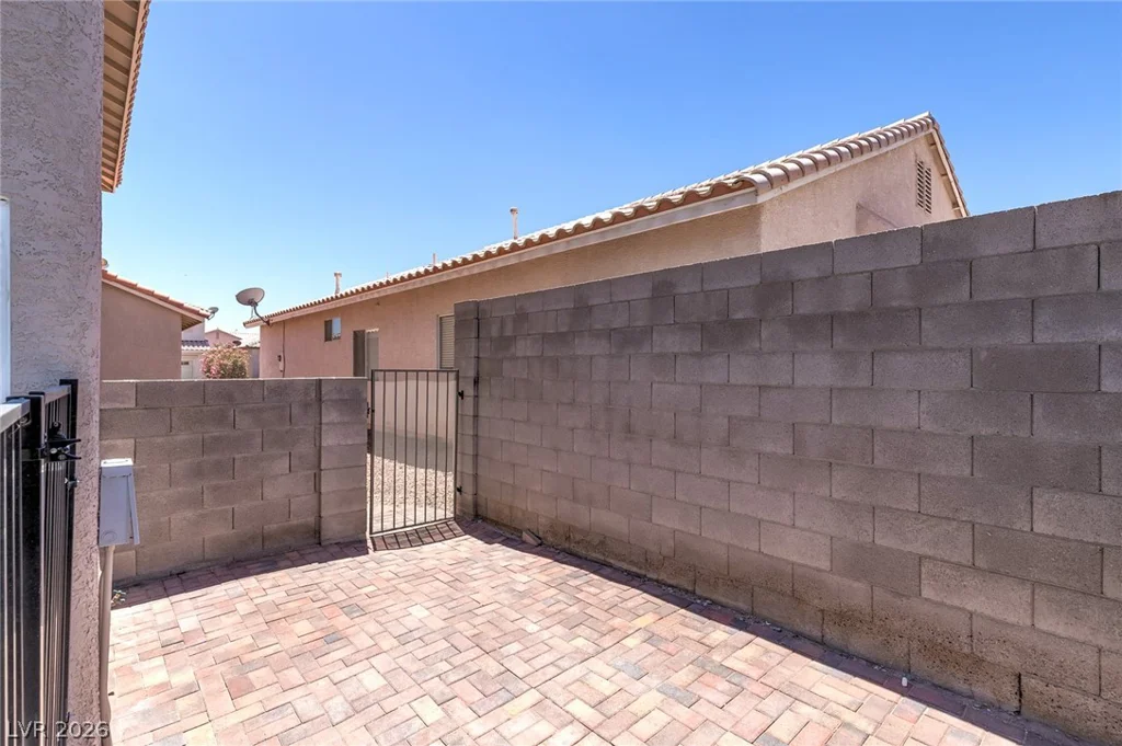 7840 Pinnochio, Las Vegas, NV 89131