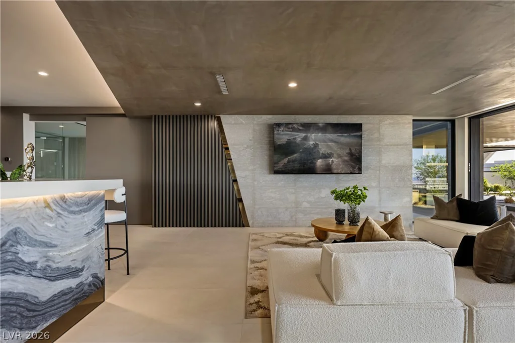 8 Chisel Crest, Henderson, NV 89012