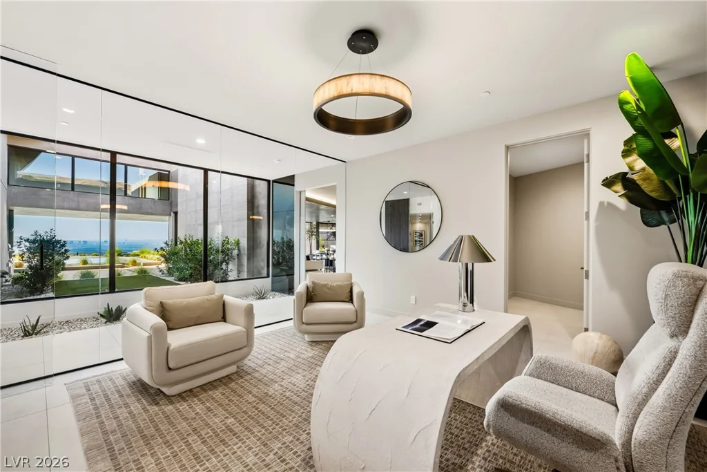 8 Chisel Crest, Henderson, NV 89012