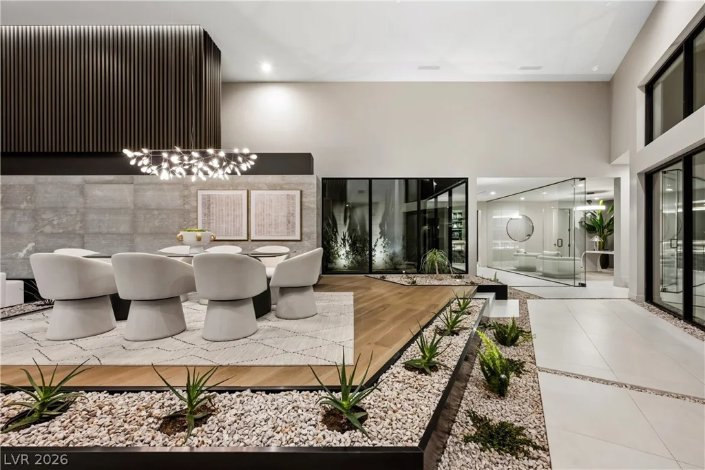 8 Chisel Crest, Henderson, NV 89012