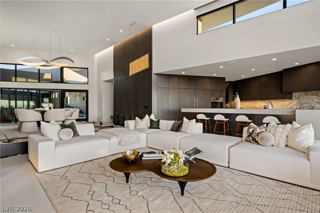 8 Chisel Crest, Henderson, NV 89012