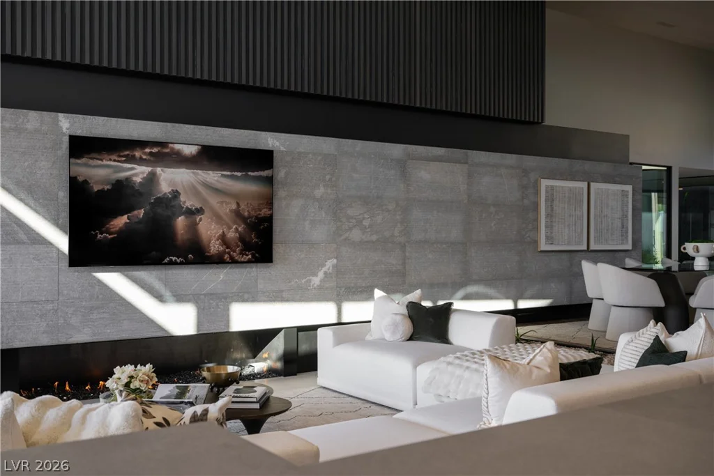 8 Chisel Crest, Henderson, NV 89012