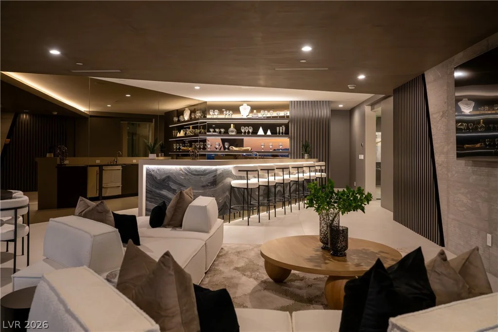8 Chisel Crest, Henderson, NV 89012