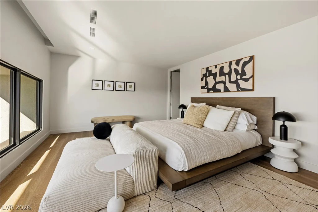 8 Chisel Crest, Henderson, NV 89012