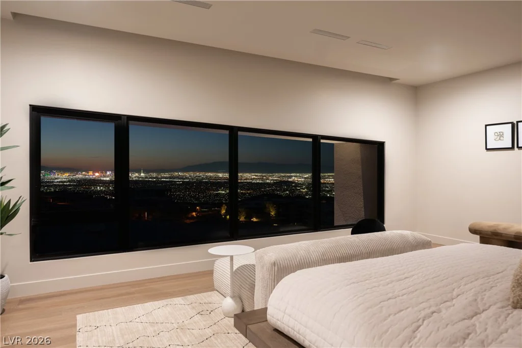 8 Chisel Crest, Henderson, NV 89012