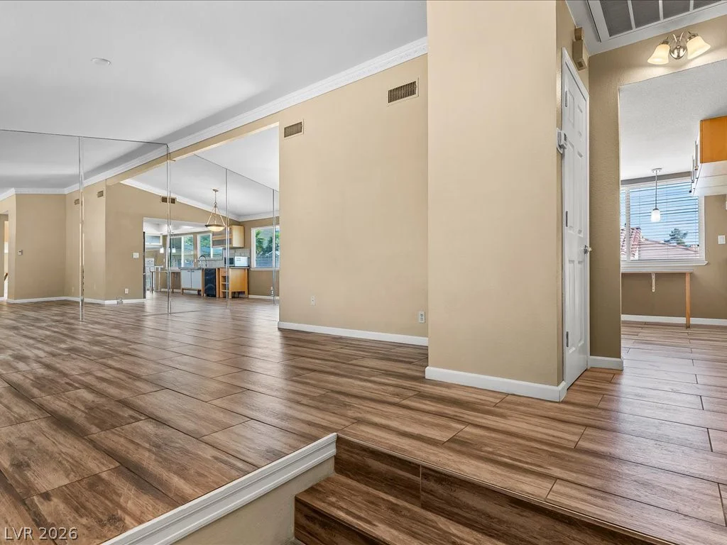 7474 Puritan, Las Vegas, NV 89123