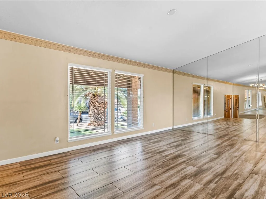 7474 Puritan, Las Vegas, NV 89123
