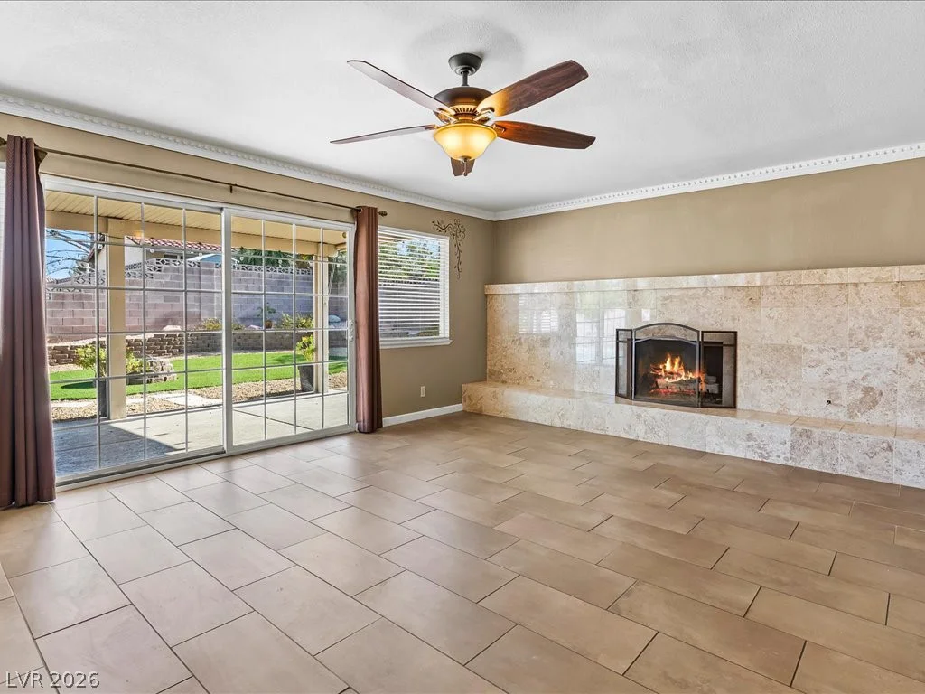 7474 Puritan, Las Vegas, NV 89123