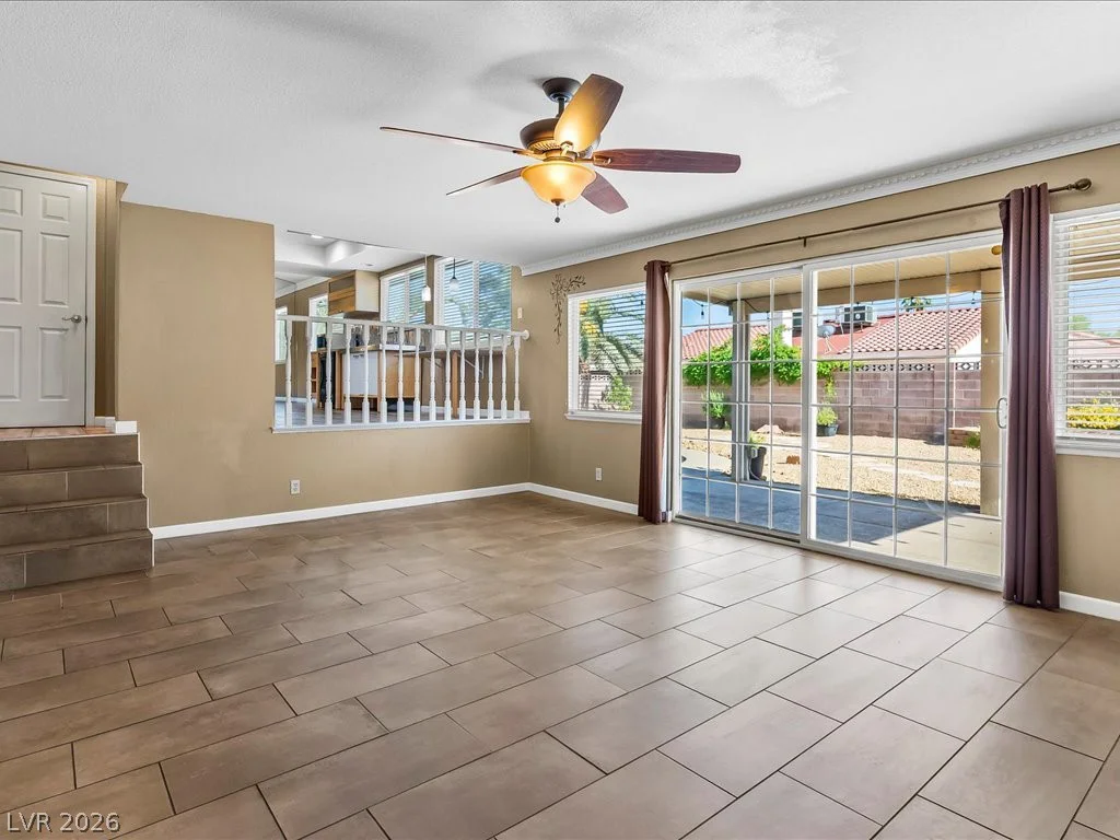 7474 Puritan, Las Vegas, NV 89123